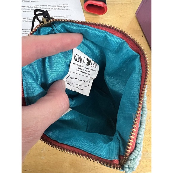 Koala Bay Hand Beaded Blue Bird Pouch - Picture 5 of 5